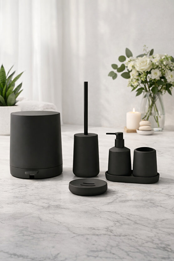 Mat Siyah 5 Parça Yuvarlak Banyo Seti – Kovası, Tuvalet Fırçası, Sıvı Sabunluk