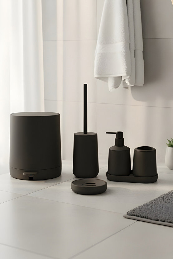 Mat Siyah 5 Parça Yuvarlak Banyo Seti – Kovası, Tuvalet Fırçası, Sıvı Sabunluk