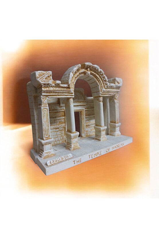 Efes Hadrian Tapınağı Dekoratif Figürü – Mermer Tozu El Yapımı Antik Mimari Biblo (15x6x13 cm)
