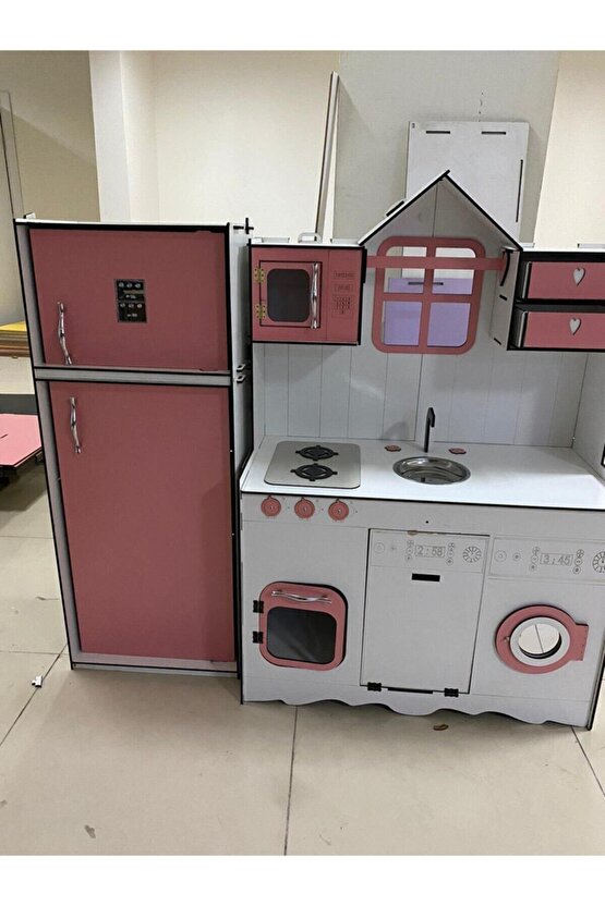 6mm Buzdolaplı Ahşap Oyuncak Mutfak