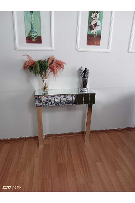 DEKORATİF DRESUAR  AYNA KAPLAMALI KONSOL
