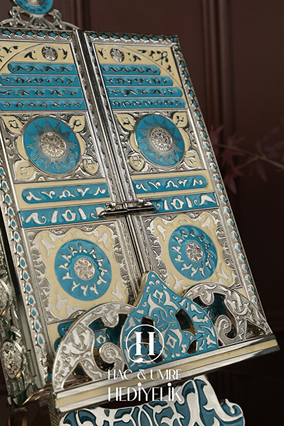 Gümüş Kaplama Kuran Kabı ve Kadife Kuranı Kerim Seti | Hediyelik Lüks Stantlı Kuran Kutusu ve Kuran