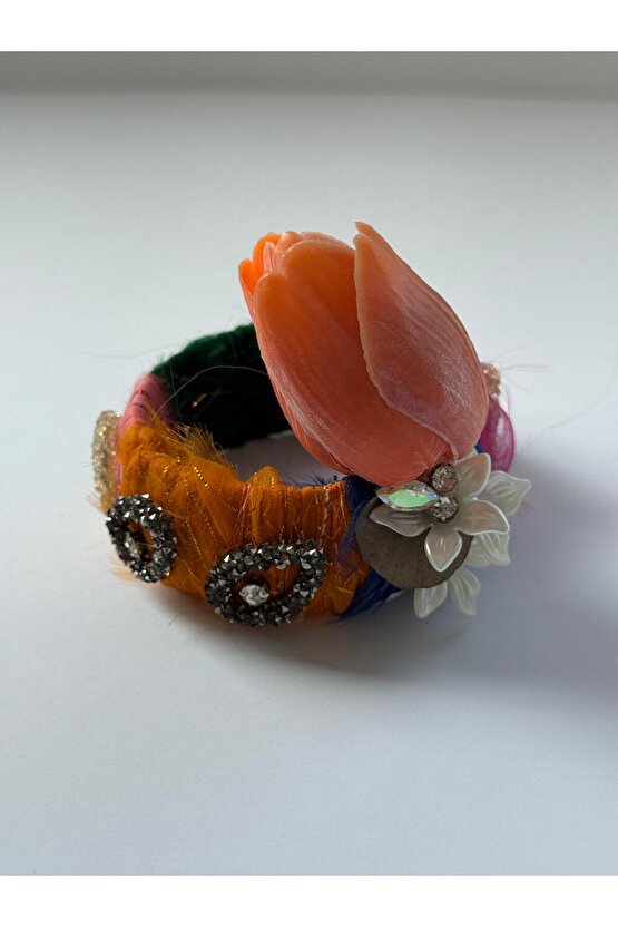 Cemil İpekçi yaz defilesi özel tasarım bilezik 4