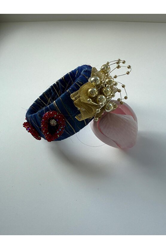 Cemil İpekçi yaz defilesi özel tasarım bilezik 5