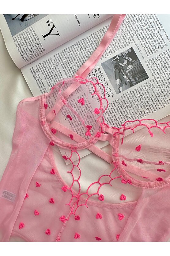 Kalp işlemeli Tül Bodysuit