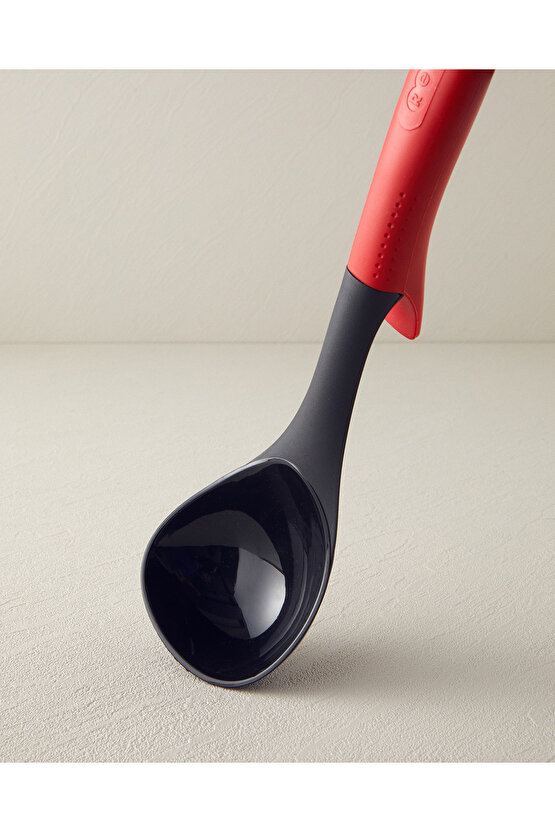 Amara Plastik Kepçe 30 cm Kırmızı