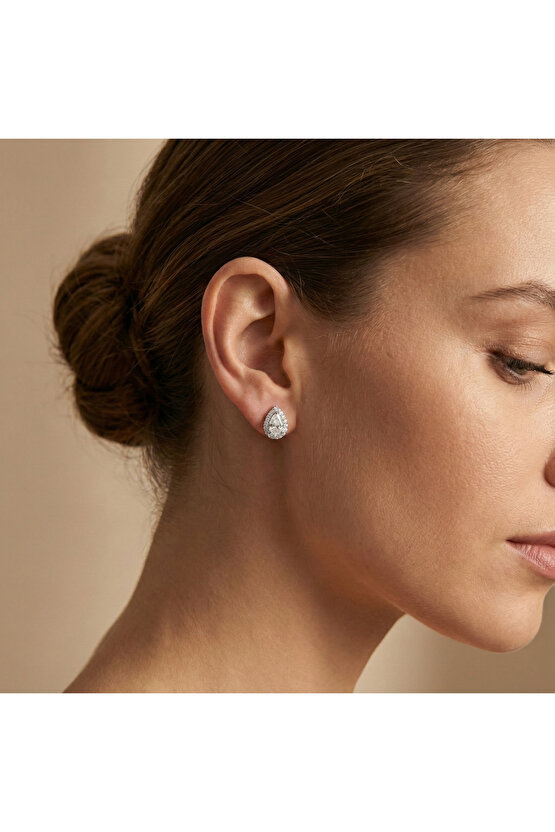 Beyaz Taşlı Ufak Küpe