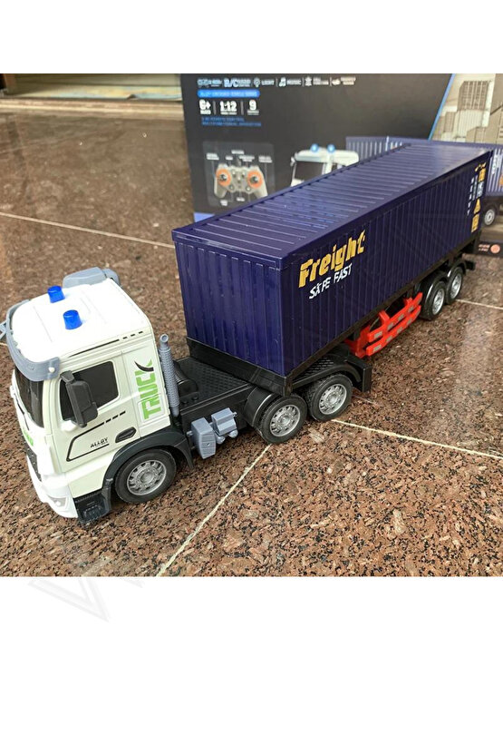 Oyuncak 2.4GHz Uzaktan Kumandalı 1:12 Ölçek Işıklı ve Sesli Konteynerlı Tır - Şarjlı Dorseli Tır