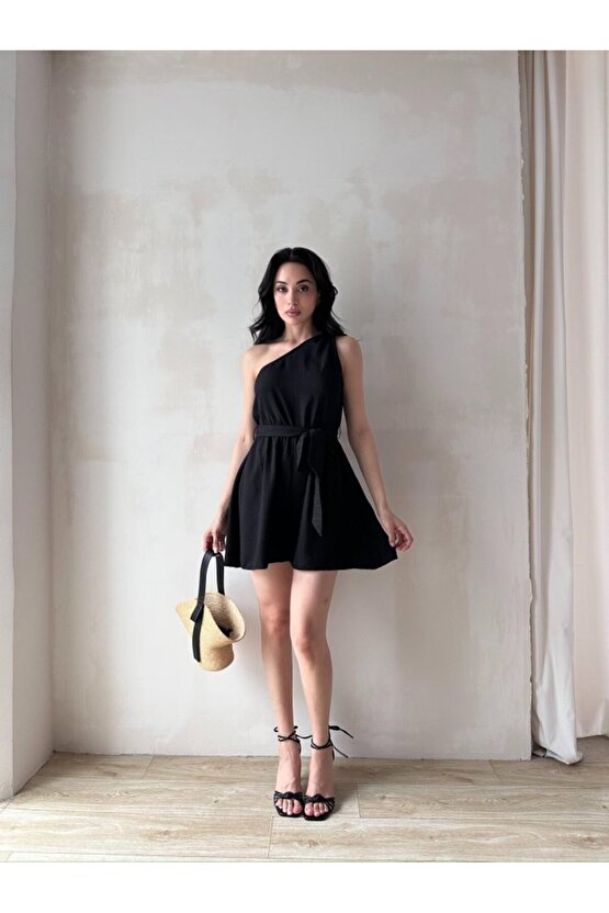 Kadın Tek Omuz Kuşaklı Mini Tulum