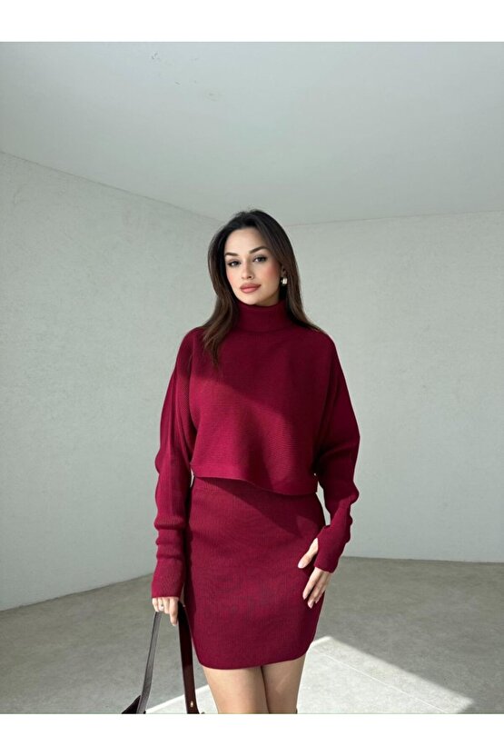 PARMAK GEÇME DETAYLI FİTİLLİ TRİKO TAKIM