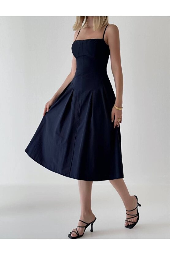 Pile Etek İnce Askılı Korse Formlu  Poplin Kumaş Siyah Midi Elbise