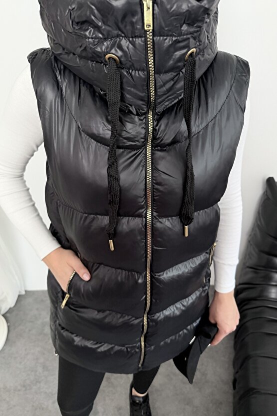 Kadın Uzun Siyah Kapüşonlu Şişme Yelek – Astronot Yaka, Su Geçirmez, Oversize