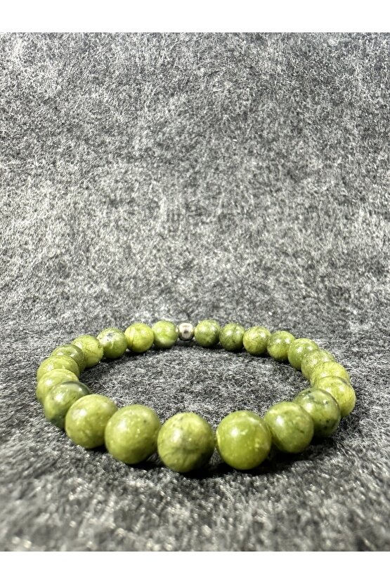 Yeşim taşı bileklik