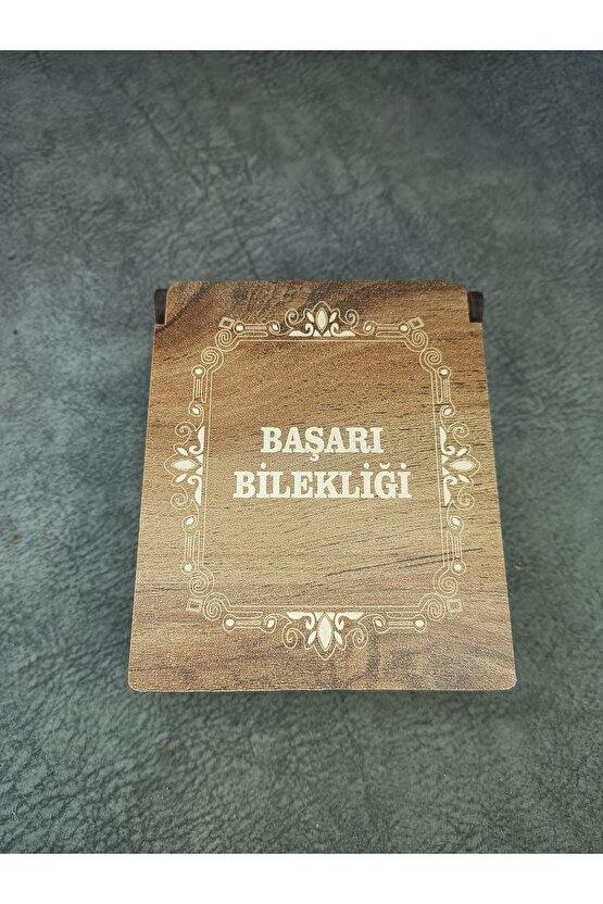 Başarı Bilekliği Özel Kutusunda Doğaltaş Bileklik