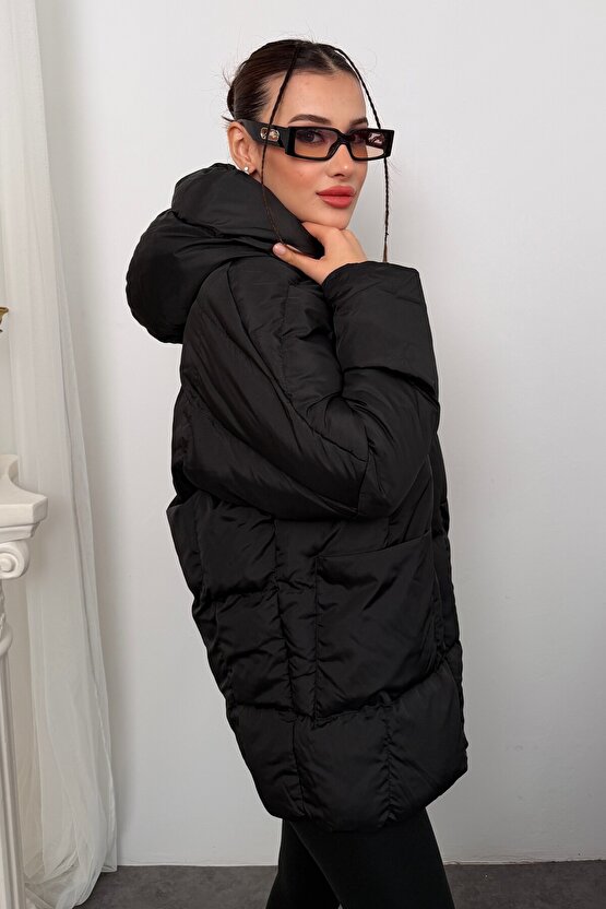 Kadın Kapüşonlu Oversize Siyah Şişme Mont - Puffer Yarasa Kol Kışlık Kaban