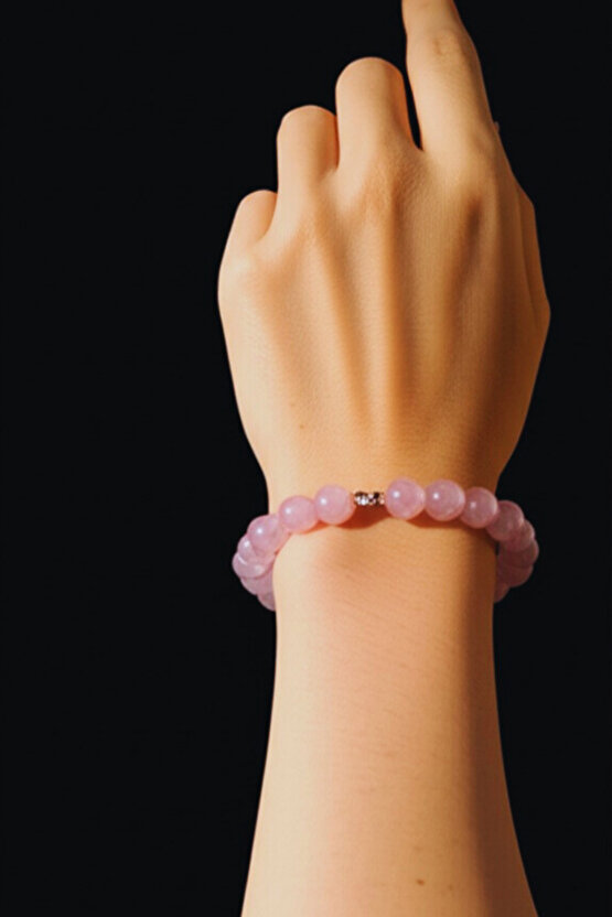 Doğal Pembe Kuvars Kristali – Negatif Enerjiyi Temizleyen ve Kalbi Yumuşatan Taş