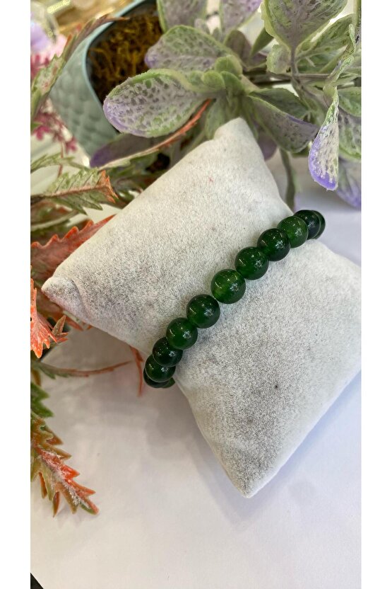Doğal Yeşim Taşı Bileklik 8mm – Sakinlik ve Şıklığın Doğal Hali