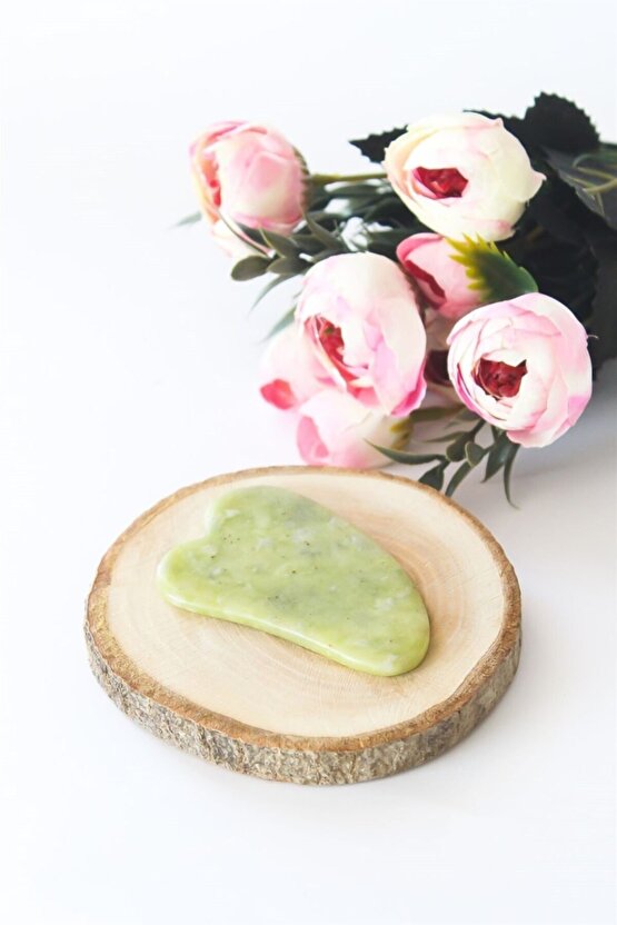 Doğaltaş Kalp Yeşim Taşlı Gua Sha Yüz Masaj Taşı