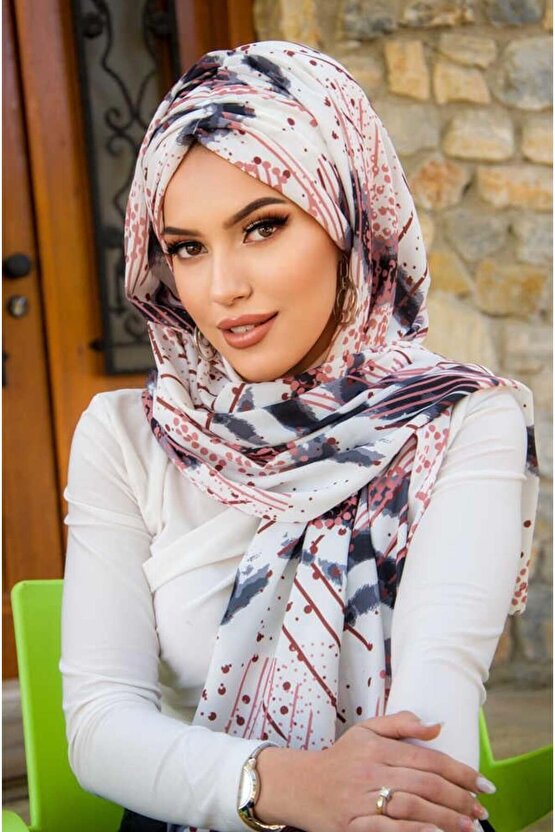 Beyaz Pudra Retro Desen Hazır Şal