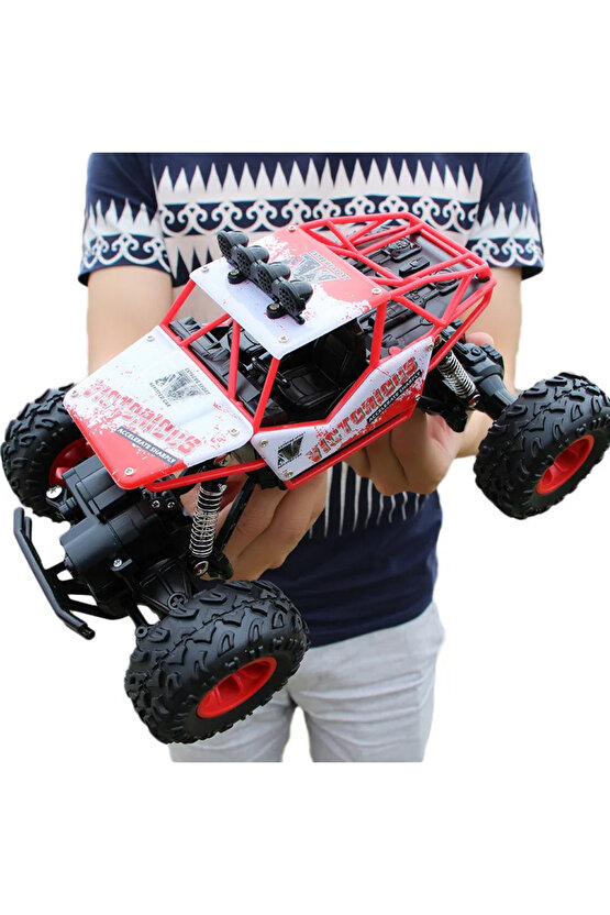 Oyuncak 4x4 Uzaktan Kumandalı Şarjlı Rock Crawler Büyük Teker Gerçekçi Araba 1:16 Ölçek