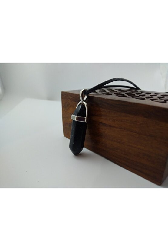 Yıldız Taşı Kolye Çivi Şeklinde Doğaltaş Kolye