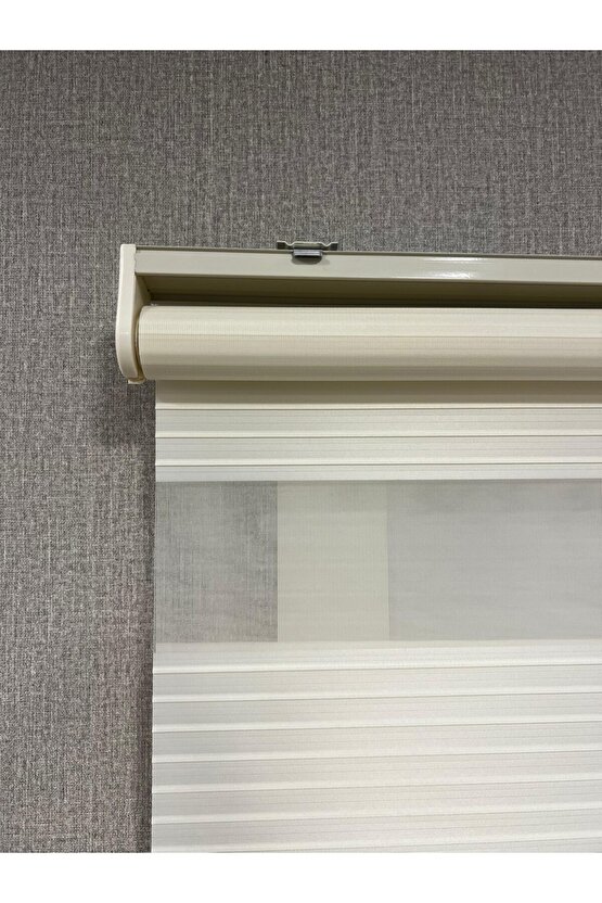 Zebra Perde Krem Renk Pliseli Dilimsiz