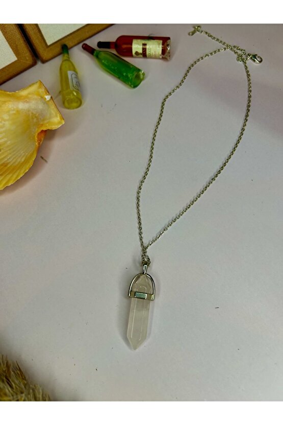 Pembe Kuvars Taşı Çivi Kolye