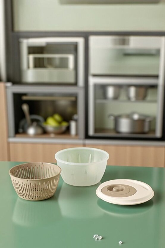 Focus 4,5 LT Hızlı Salata Kurutucu – Geniş Hazne, Ergonomik Tasarım, Süzgeçli