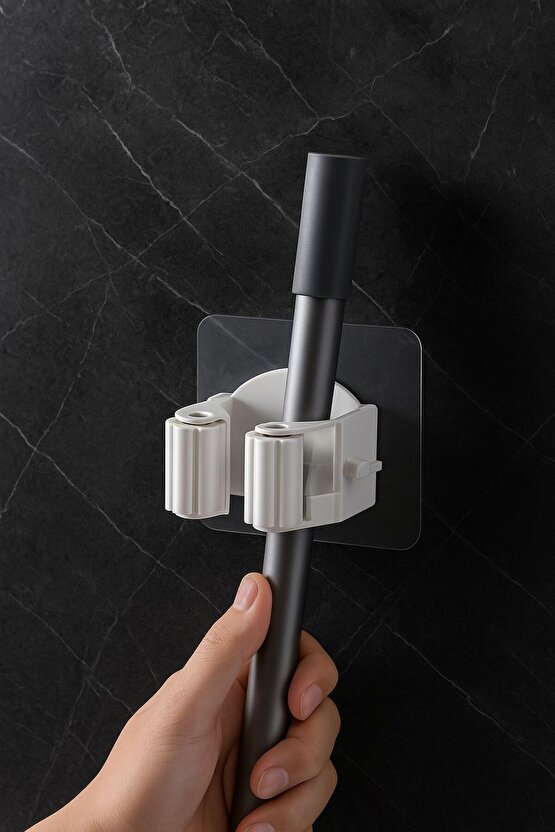 4’lü Beyaz Mop ve Süpürge Tutucu Seti – Duvara Yapışan Pratik Askı Aparatı