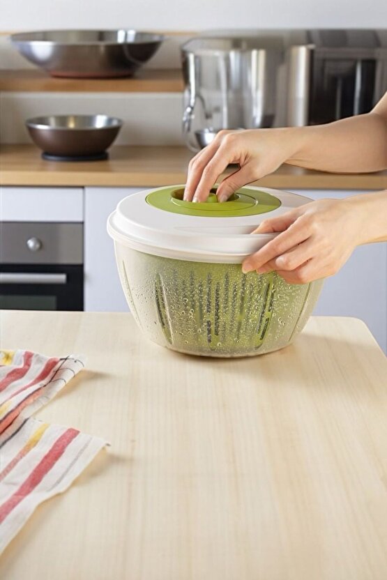 Focus 4,5 LT Hızlı Salata Kurutucu – Geniş Hazne, Ergonomik Tasarım, Süzgeçli