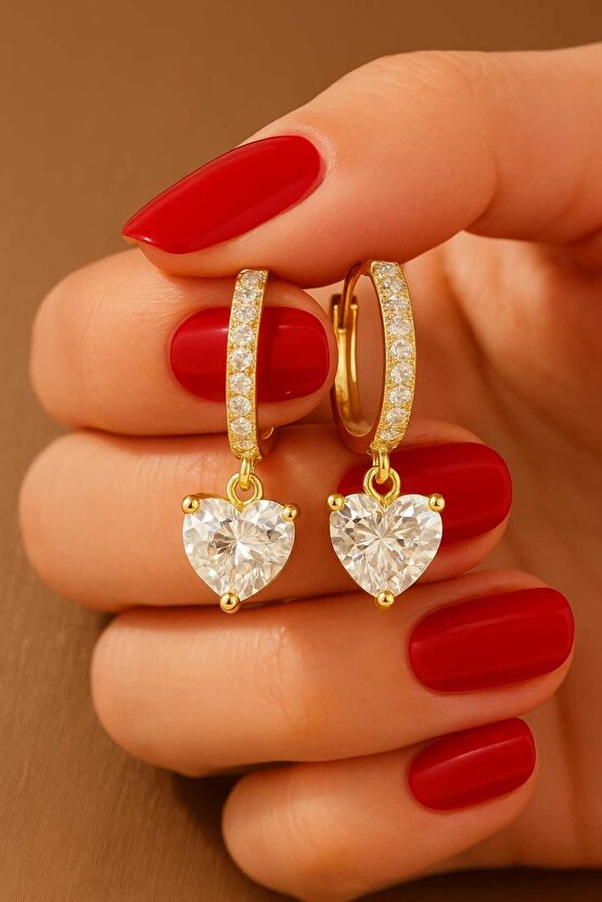 Gold Zirkon Taşlı Kalpli Çelik Küpe