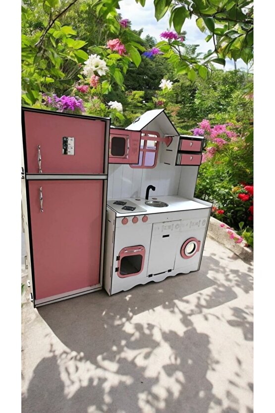 6mm Buzdolaplı Ahşap Oyuncak Mutfak