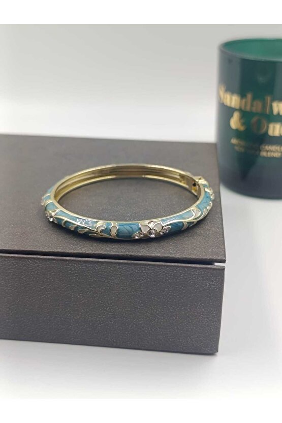 Mineli Çiçek İşlemeli Çelik Bilezik