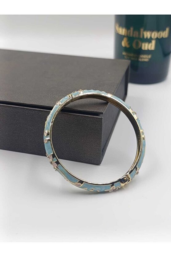 Mineli Çiçek İşlemeli Çelik Bilezik