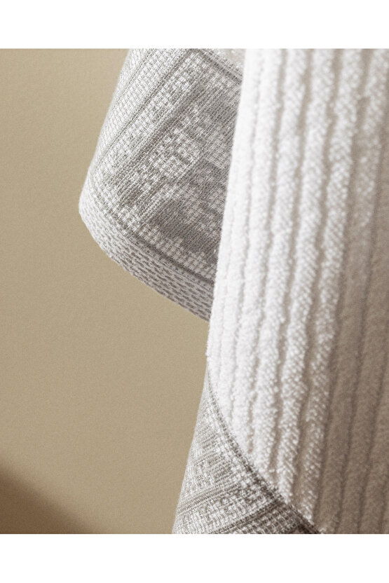 Zeste %100 Pamuk Banyo Havlusu - BeyazGri