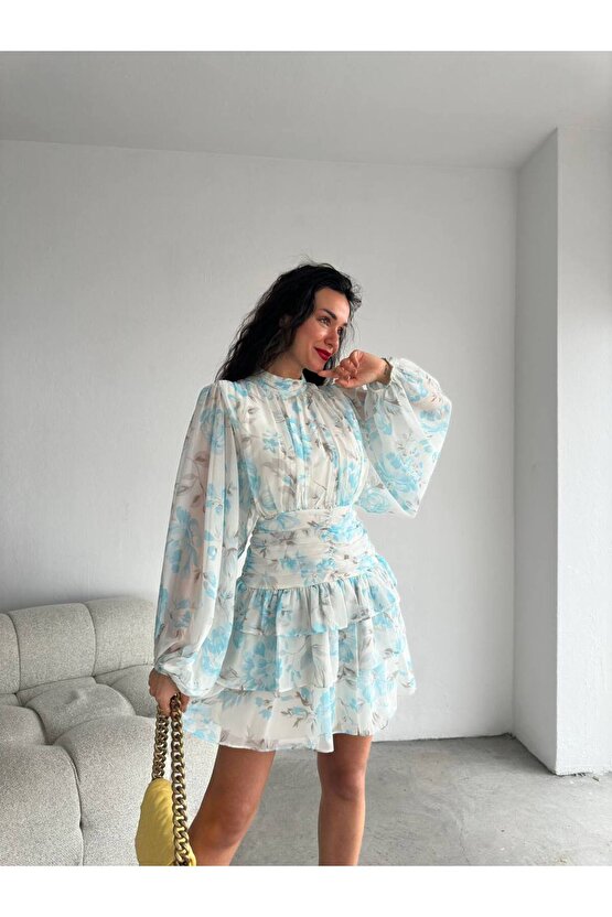 Dik Yakalı Drapeli Sırt Detaylı Çiçek Desenli Mint Yeşili Mini Şifon Elbise