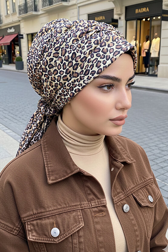 Leopar Desenli Tokalı Bone