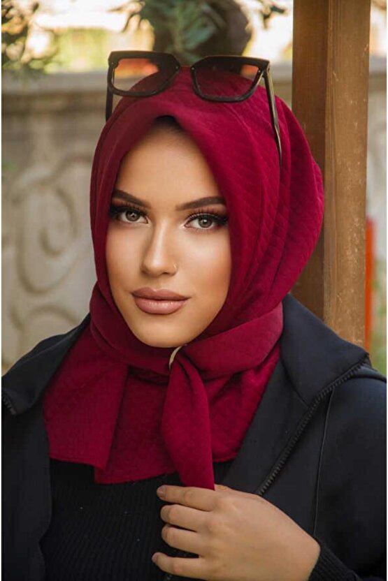 Bordo Kapitone Hazır Eşarp