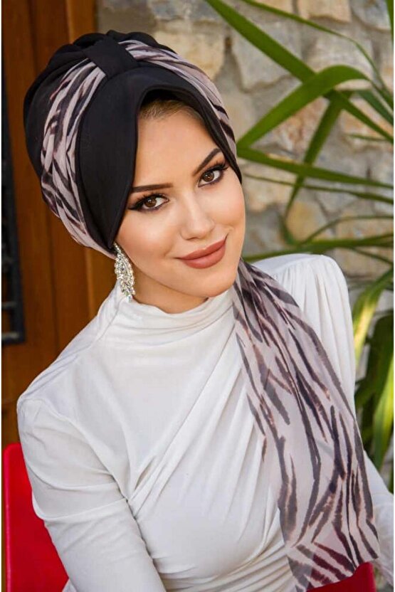 Siyah Zebra Desenli Şapka Bone