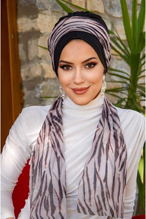 Siyah Zebra Desen Fularlı Bone