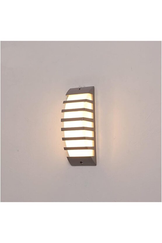 Elektrikle Çalışır, 12 Watt, 3200 Kelvin Gün Işığı Ledli IP65 İç ve Dış Mekan, Bahçe, Balkon Apliği