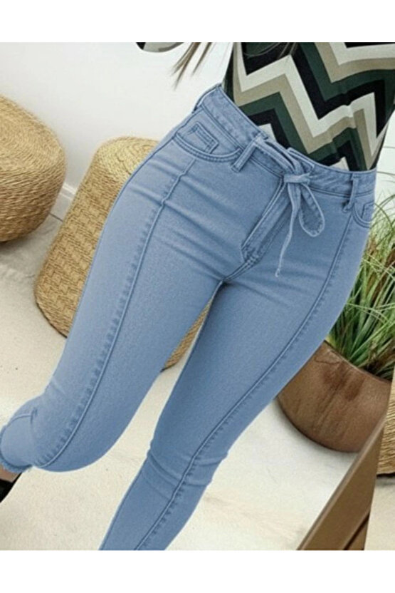 Kadın Yüksek Bel Belden Kuşaklı Yırtık Detaylı Kot Pantolon