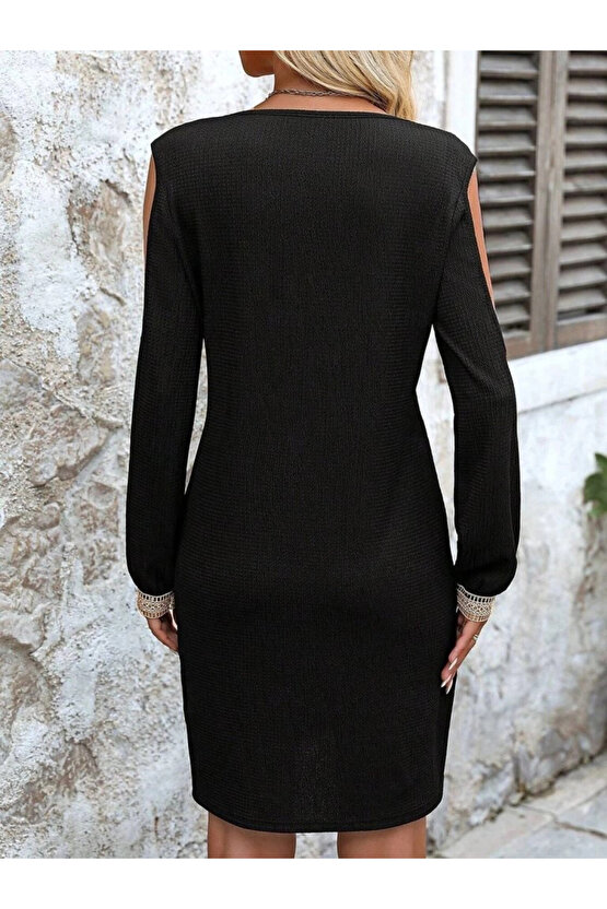 MDB Kadın Uzun Kollu Omuzdan Açık V Dantel Yakalı Mini Waffle Elbise