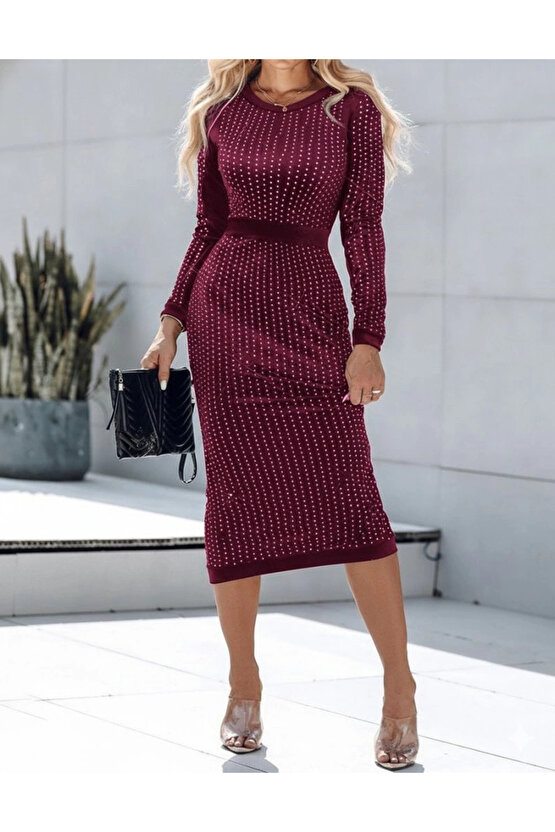 Kadın Uzun Kollu Bisiklet Yaka Taşlı Midi Kadife Elbise