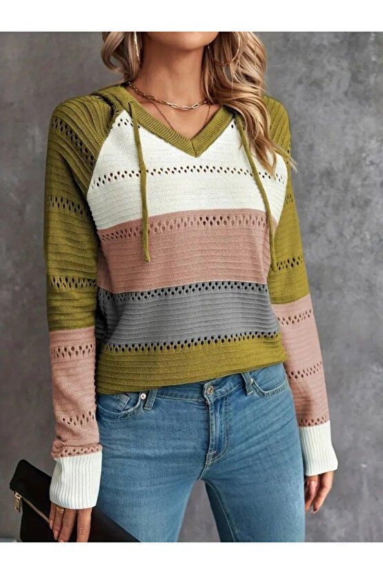 Kadın Uzun Kollu V Yakalı Bağcıklı Kapşonlu Triko Bluz