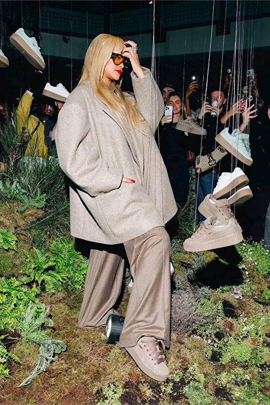 x Rihanna Fenty Creeper Phatty Nubuck Unisex Sneaker