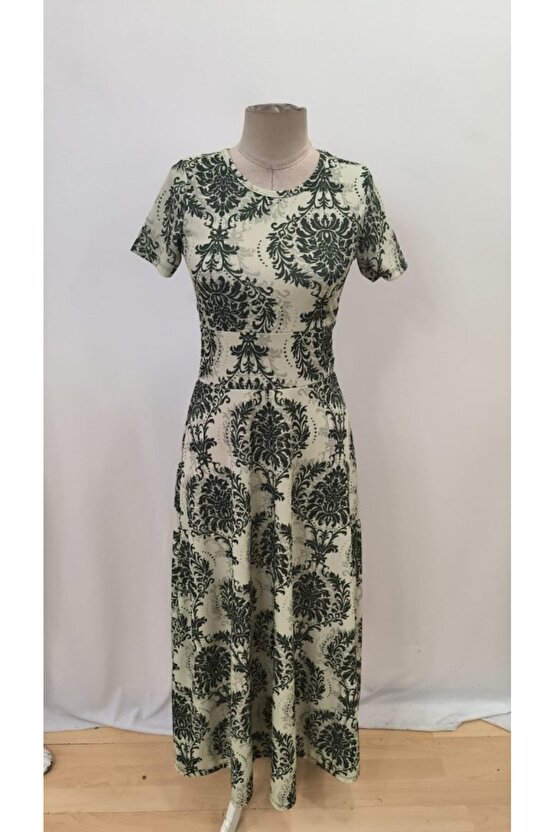 Edolika Kadın Kısa Kollu Bisiklet Yaka Puantiyeli Maksi örme Krep Elbise