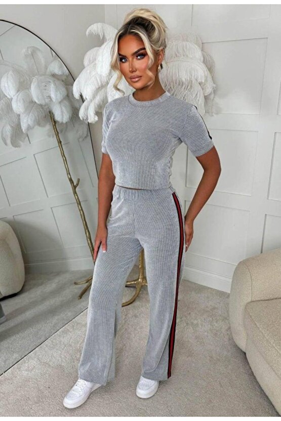 Kadın Bisiklet Yaka Yanı şerit Detay Bluz Ve Pantolon Ikili Takım