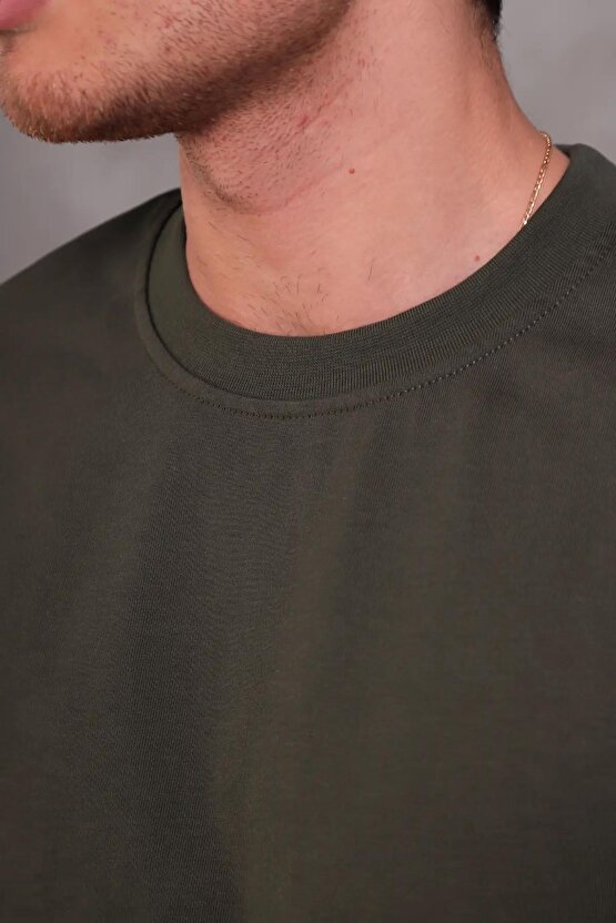 Erkek Relax Fit Bisiklet Yaka %100 Pamuk Rahat Kesim Basic Tişört