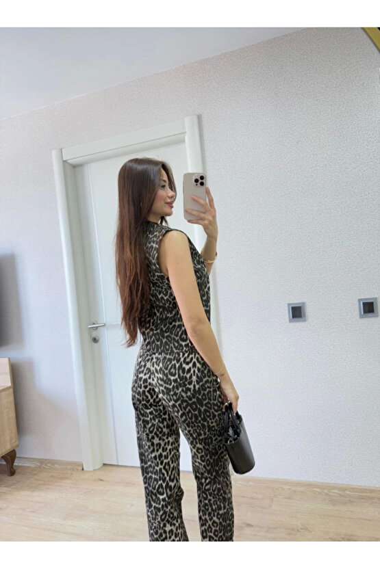 Leopar Desenli Düğmeli Bluzlu Pantolon İkili Takım -Leopar